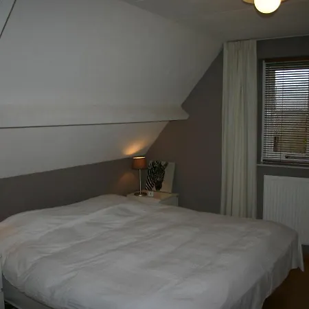 With Garden Views Groet