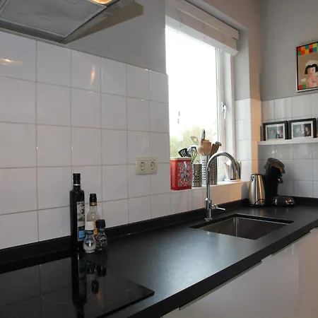 With Garden Views * Groet